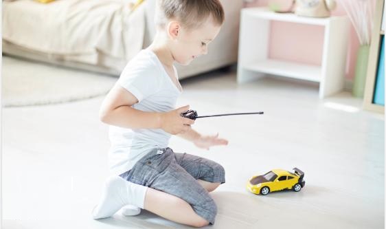 Chính sách bảo hành đồ chơi điều khiển từ xa và những món đồ chơi nhỏ