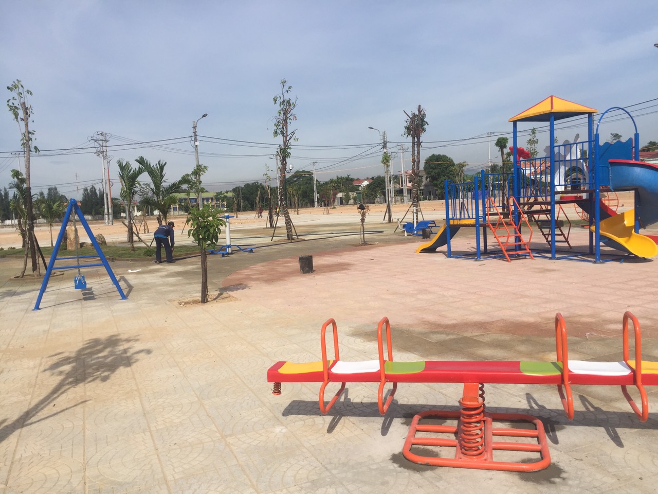 Bộ máy công viên tăng cường vận động cho trẻ