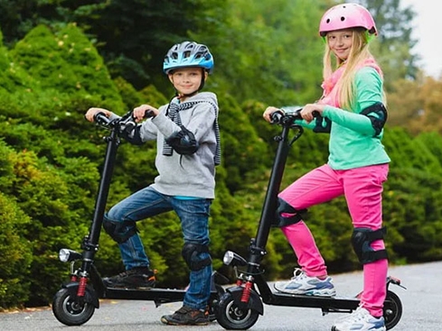 7 tác dụng tuyệt vời của xe trượt Scooter cho bé: Có nên mua?