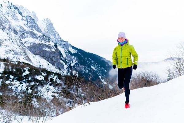 Chạy bộ vào mùa đông: Lợi hay hại cho sức khỏe?