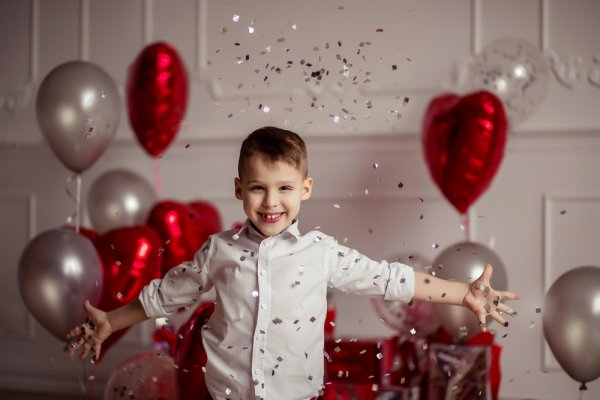 Top 10 món quà sinh nhật ý nghĩa và thiết thực cho bé trai 3 tuổi